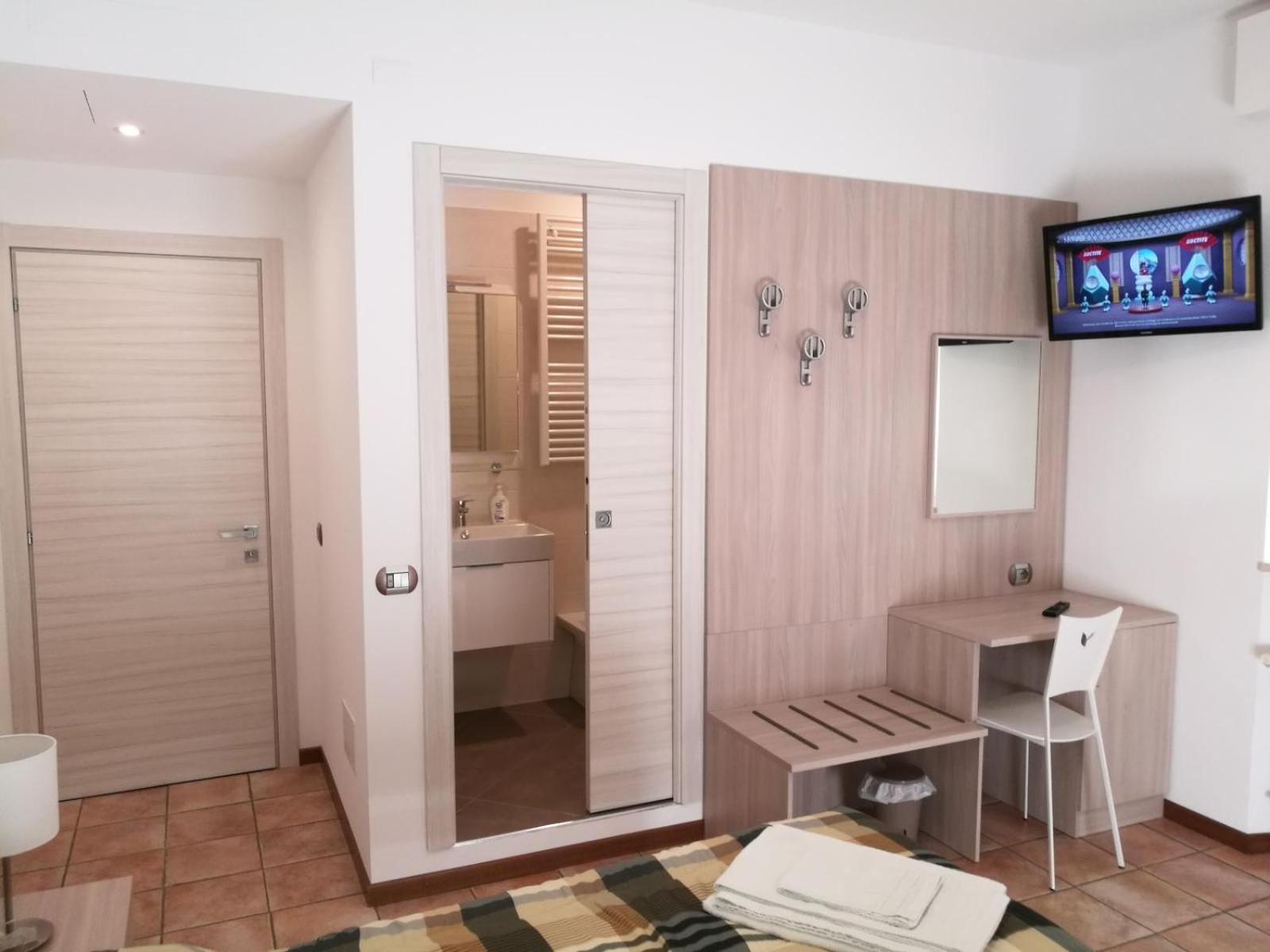 House Degli Angeli Rooms Assis Exterior foto