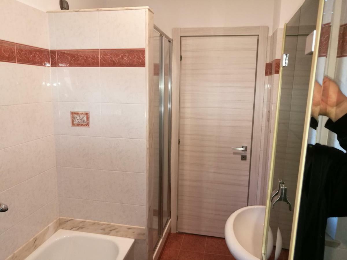House Degli Angeli Rooms Assis Exterior foto